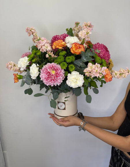 Vibrant opening Bloom Box