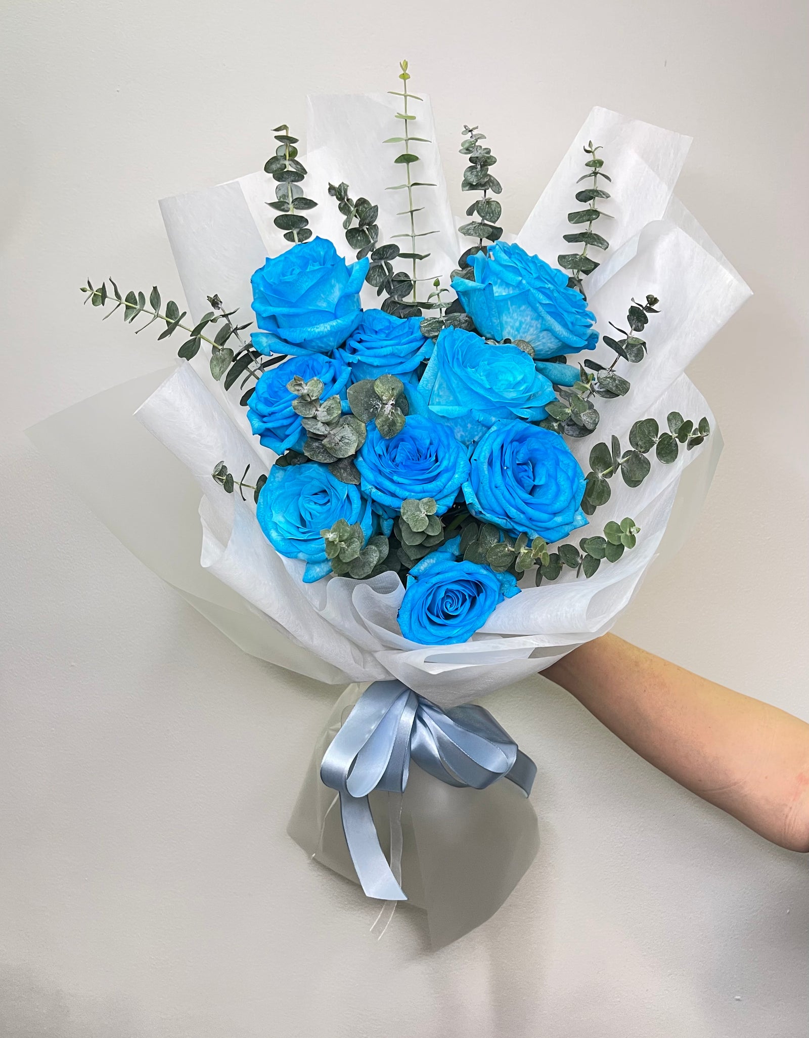 Fantasy 9 Blue Rose Bouquet