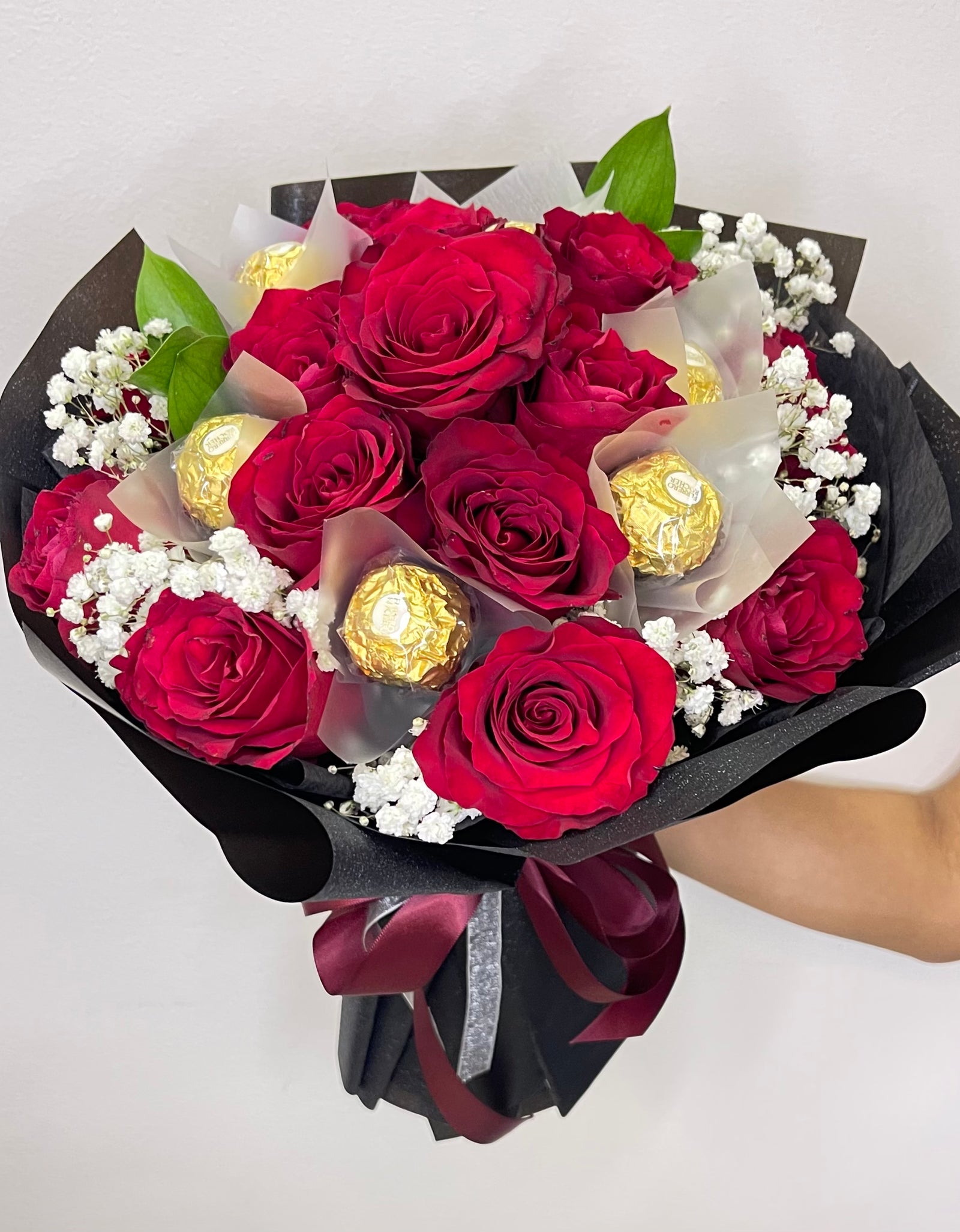 Luxurious Red and Gold Bouquet