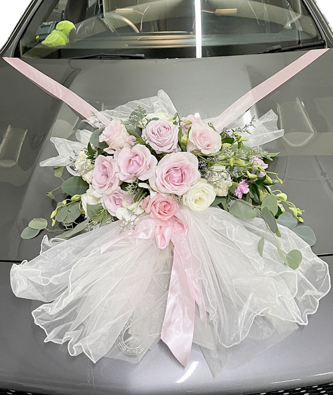 Blush of Love Bridal Car Florals