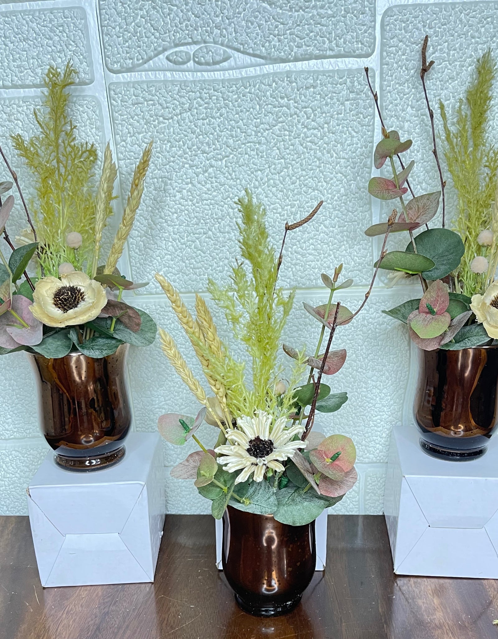 Golden Rustic Splendour Glass Vase
