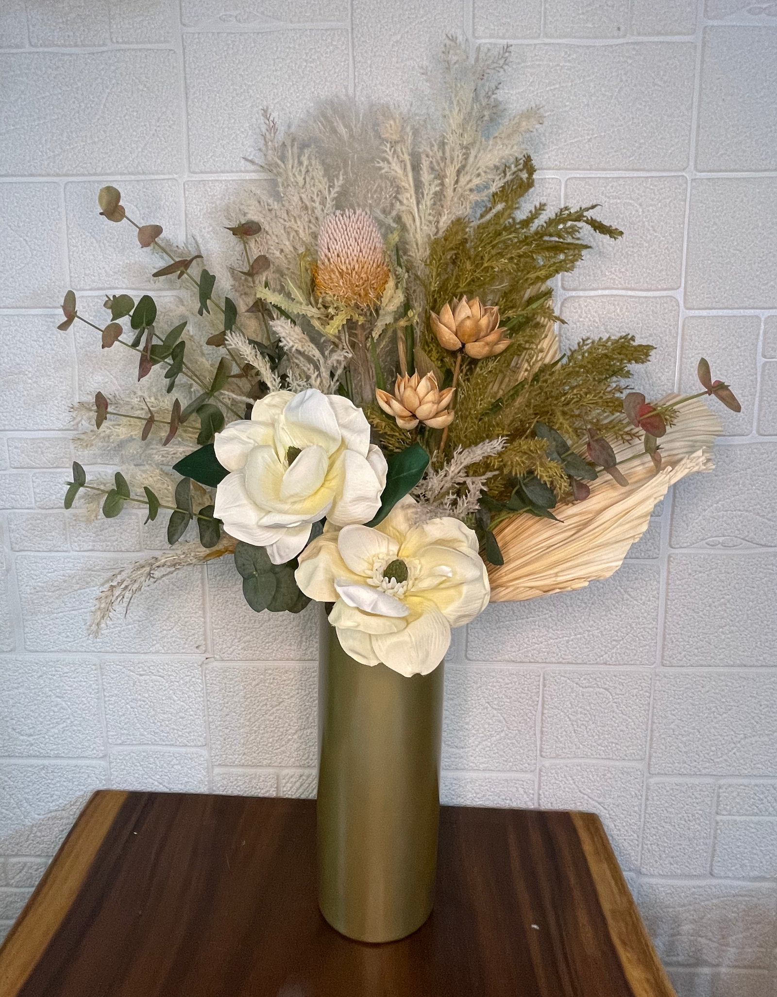Golden Rustic Splendour Tall Reception Display